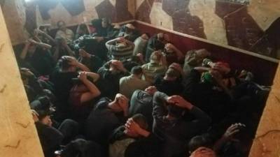 En total encontraron a 43 personas, todos ellos indocumentados provenientes de Guatemala, Ecuador, México y Honduras.