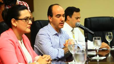 Representantes de la Municipalidad, Usaid y de la CCIC se reunieron ayer.