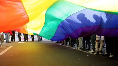 La CorteIDH emitió el martes una opinión consultiva a solicitud de Costa Rica acerca de los derechos de la comunidad LGBTI (Lesbianas, Gais, Bisexuales, Transgénero e Intersexuales) en la que dice que los Estados tienen la obligación de garantizar el matrimonio a las parejas del mismo sexo. EFE/Archivo