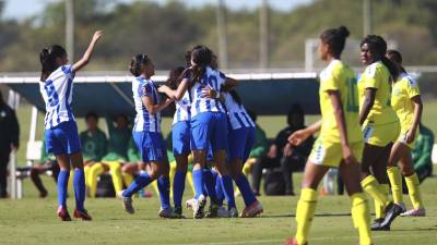 Las chicas de Honduras se dieron un festín ya que golearon a Guyana.