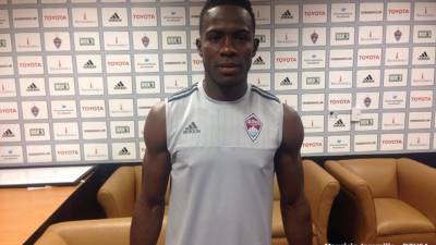 Maynor Figueroa ya luce los colores de su nuevo equipo.