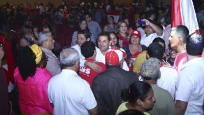 Los liberales dieron su respaldo al candidato durante la presentación del plan de gobierno.