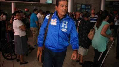 Jorge Luis Pinto a su llegada a Tegucigalpa.