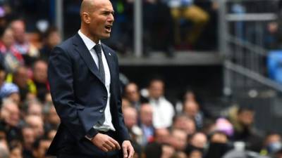 Zinedine Zidane se alista para la visita del Real Madrid ante Getafe en duelo a realizarse este jueves por la jornada 34 de la Liga de España. Foto AFP.