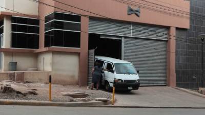 La familia retiró ayer el cuerpo de la niña.