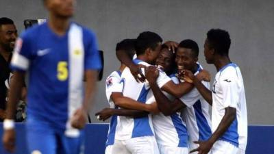 Honduras se las verá ante EUA Y Cuba.