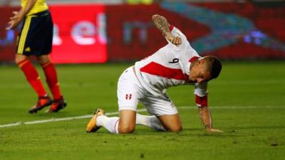 Paolo Guerrero es el capitán de la Selección de Perú y pieza clave para el repechaje contra Nueva Zelanda.