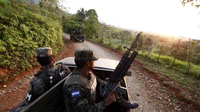 Honduras tomó la iniciativa y esta semana despliega sus fuerzas para combatir a las maras en las ciudades y fronteras.