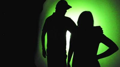 Los proxenetas aseguran que protegen a las prepagos.