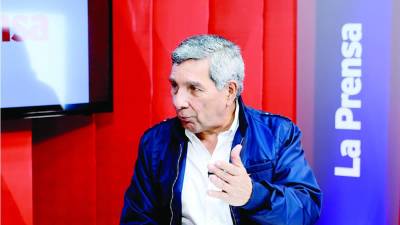 Guillermo Peña Cabús, cirujano plástico.