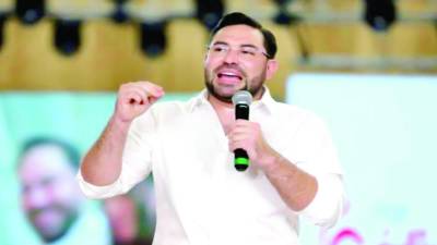 Cálix dejó las filas de Libre para competir otra trinchera.