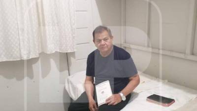 Fotografía del general en retiro Romeo Vásquez en prisión.