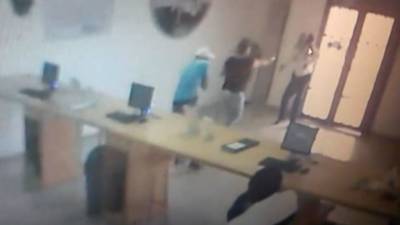 JW01. Brussels (Belgium), 23/06/2018.- Belgian soccer fans attend the public viewing of the FIFA World Cup 2018 group G preliminary round match between Belgium and Tunisia, in Brussels, Belgium, 23 June 2018. (Bruselas, Mundial de Fútbol, Bélgica, Túnez, Túnez) EFE/EPA/JULIEN WARNAND