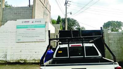 <b>La escuela José Simón Azcona corría el riesgo de no iniciar clases el 1 de febrero por riesgo a una descarga eléctrica.</b>