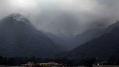 En San Pedro Sula la temperatura bajará a 16 grados centígrados. Foto: Wendel Escoto