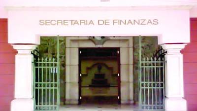 <b>El presupuesto de la República 2024 es de 413,558 millones de lempiras, con una ampliación de L6,420 millones.</b>