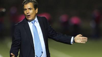 Jorge Luis Pinto, durante el partido contra Nicaragua. Foto Ronald Aceituno