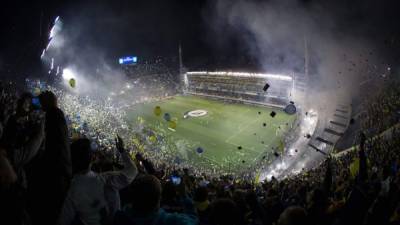 Vista general desde la tribuna, durante el partido por los octavos de final de la Copa Libertadores entre Boca Juniors y River Plate. Foto EFE