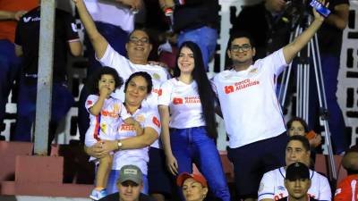 Las imágenes de la fiesta futbolera en la Gran Final del Torneo Apertura 2022 entre Olimpia y Motagua en el estadio Ceibeño.