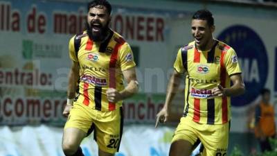 Frank Arévalo le dio la victoria al Real España contra el Juticalpa FC. Foto Ronald Aceituno