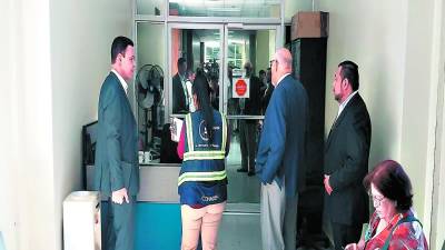 <b>Dagoberto Aspra se presentó a varias oficinas.</b>