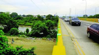 <b>Siglo 21 será el encargado de construir los retornos por bajo de este puente una vez la SIT reciba las áreas y se las entregue para que comiencen a trabajar.</b>