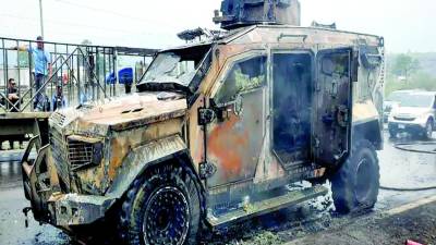 El vehículo blindado Black Mamba quedó destruido en la carretera CA-5 a inmediaciones de Támara. Se informó que tiene garantía y será reemplazado por uno nuevo.