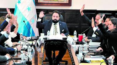 <b>Congreso Nacional. Comisión permanente.</b>