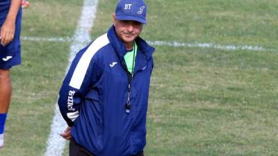 Diego Vázquez, entrenador del Motagua, preparando el clásico contra Olimpia. Foto Ronald Aceituno