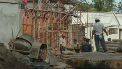 La construcción registra un ligero repunte en enero y febrero.