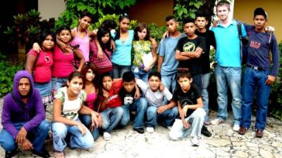 Actualmente, Casa Alianza atiende al año a más de 20,000 niños en desamparo en Honduras, México y Nicaragua.