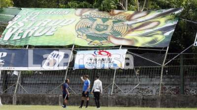 El estadio Yankel Rosenthal se vio afectado por la tormenta del martes en la noche. Foto Neptalí Romero