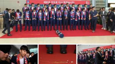 La Selección de Corea del Sur regresó a su país tras su participación en el Mundial de Rusia 2018 y los aficionados le dieron una agridulce bienvenida.