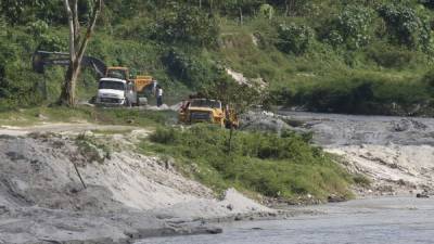 El río Blanco es el más utilizado para la extracción de materiales.