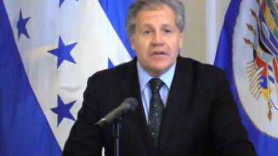 Luis Almagro, secretario de la OEA, durante su intervensión en la firma de la Maccih.