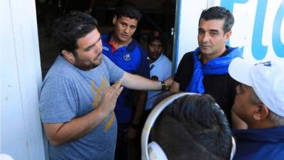 Diego Vásquez se quedó afuera de los vestuarios.