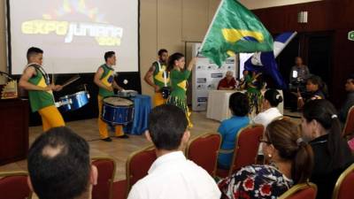 Con ambiente del Mundial de Brasil se dieron a conocer detalles de la Expo Juniana.