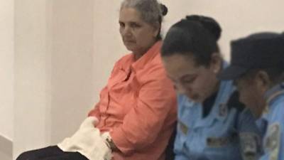 María Zelaya llegó a los Juzgados de San Pedro Sula para enfrentar la audiencia de imputado.