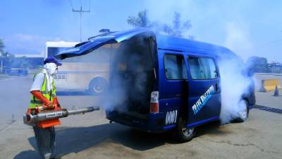 El personal sanitario fumigó esta semana la Gran Central Metropolitana en San Pedro Sula.