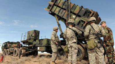 Estados Unidos enviará a Ucrania misiles Patriot arriesgando enfurecer a Rusia.