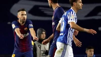 Jordi Alba durante el partido contra la Real Sociedad. Foto EFE