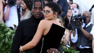 Travis Scott y Kylie Jenner en una foto de archivo.