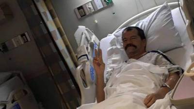 Es la segunda ocasión que Hernán es sometido a una invervención, después de que le detectaran la enfermedad en el 2002 en un hospital de La Ceiba.