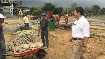 El mandatario durante su visita al Complejo Olímpico.