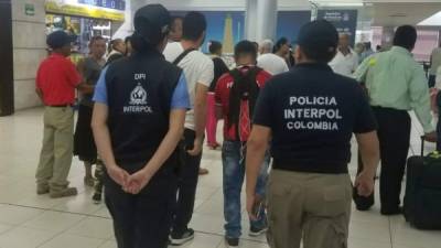 El colombiano fue remitido a las autoridades de Migración.