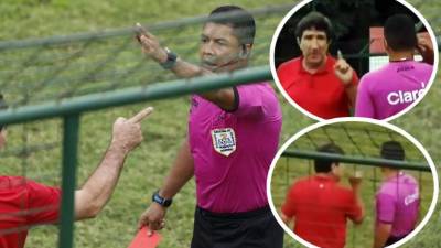 Héctor Vargas le reclamó fuerte a los árbitros y fue expulsado.