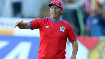 Pedro Troglio levantó el título de campeón en el Torneo Apertura 2019.