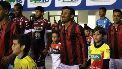 Luis Garrido fue víctima de racismo en el partido contra el Saprissa de Jerry Bengtson.