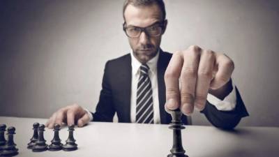 Los abogados del diablo tienden a aparecer justo cuando está por lanzarse un proyecto