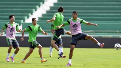 Javier 'Chicharito' Hernández durante el entrenamiento de México de este miércoles.